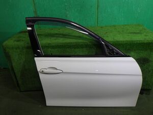 BMW320d[F30前期]フロント右ドア(ロック)レギュレーター 300白