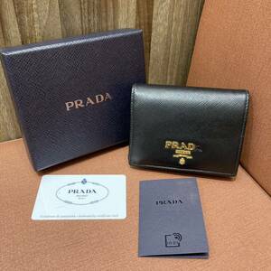 PRADA プラダ 財布 二つ折り財布 コンパクトウォレット 箱付き レディース ブランド ファッション アイテム おしゃれ