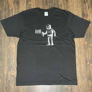 バンクシー・ロボットバーコード・プリントTシャツ・黒・XL