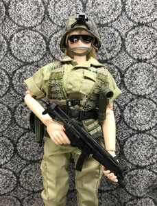 1/6 ドール カスタム　US ARMY女性隊員（素体、ヘッド、装備品一式）