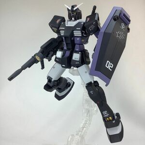 HGUC RX-78-2 ガンダム【黒い三連星仕様】　塗装済完成品