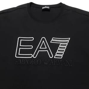 [新品] EA7 / EMPORIO ARMANI ビッグ刺繍ロゴ入り【メンズ・ジャージ半袖Tシャツ】◆2023年春夏モデル サイズ：L(50相当) ◆色：黒の画像3