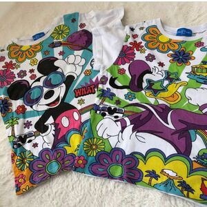 キッズ　130 東京ディズニーリゾート　Tシャツ　2枚　ミッキーマウス　ドナルド　カラフル　イラスト　