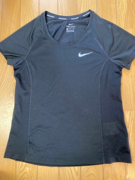 ナイキ 半袖Tシャツ 黒 NIKE ドライフィット