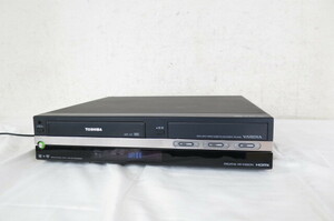 TOSHIBA 東芝 VHS HDD DVDビデオ レコーダー RD-W301 一体型 2008年製 3505211411