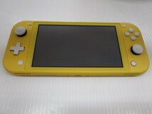 Nintendo Switch Lite ニンテンドースウィッチライト 本体 HDH-001 イエロー ACアダプター付き 初期化済み_画像3