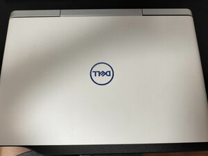 DELL G7 15 7588 ホワイト