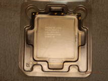 intel CPU i7-920　 　未使用品??_画像1