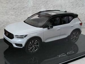 ◆新品！ケース未開封品！専用パッケージ入りVolvo特注モデル！1/43 Volvo / ボルボ XC 40 クリスタルホワイト