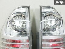 点灯OK！トヨタ純正 ZRR70W ZRR75W ヴォクシー 前期 LED テール テールランプ テールライト 左右セット ICHIKOH 28-199_画像2