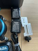 makita マキタ 充電式 屋内/屋外兼用墨出し器 SK506GDN フルライン 追尾 10.8V 受光器 ケース付 グリーンレーザー レーザー墨出し器_画像8