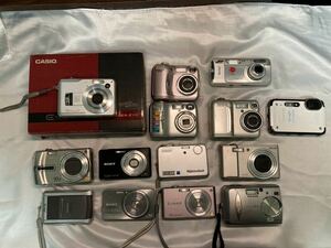 まどめ売りデジタルカメラ CASIO Canon Panasonic EXILIM FUJIFILM RICOH 14台デジタルカメラまとめ