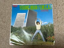 洗浄済 　ＥＰ ７インチシングルレコード young man Y.M.C.A. ヤングマン 西城秀樹_画像1