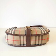 美品 BURBERRY バーバリー ノバチェック シャドーホース ワンショルダーバッグ キャンバス レザー ベージュ ヴィンテージ レディース_画像10