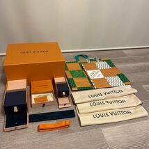 HA934 まとめ売り LOUIS VUITTON ルイヴィトン 空箱 時計ケース アクセサリーケース ショッパー 巾着袋 紙袋_画像1