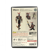 【中古】開封）S.H.Figuarts (真骨彫製法) 仮面ライダーカブト ハイパーフォーム バンダイ[240066141873]_画像2