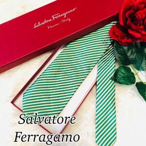 Salvatore Ferragamo Salvatore Ferragamo мужской мужчина джентльмен галстук бренд галстук полоса зеленый зеленый прекрасный товар ..9cm