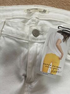 ZARA タグ付き　未使用　38 デニムパンツ パンツ　ストレッチ　スキニー　ホワイト