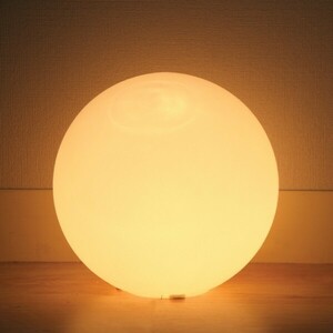 送料無料 直径25㎝ ボール型 ランプ スーパーフルムーンライト 球体ガラス リビング ベッドサイド ムード照明 行灯 おしゃれ 関節照明 新品