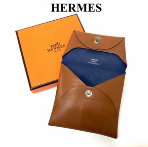 エルメス　HERMES バスティア　バイカラー　レザー　コインケース　ブラウン　ネイビー　レディース　メンズ　ユニセックス