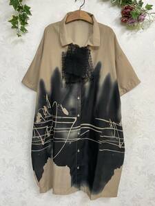 ★新品 アート風 ぼかしprint ロングブラウス チュニック M~L(BE)