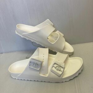 ●お買い得！BIRKENSTOCK　EVAサンダル　アリゾナ　ホワイト　39（25.0㎝）　足にフィットして履き心地良し　水にも強くアウトドアに