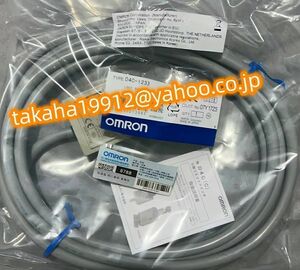 ◆【新品10個！】　OMRON/オムロン　D4C-1233　小型セーフティ スイッチ 【６か月安心保証】