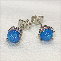 [EARRING] 925 Silver Plated Blue Fire Opal φ6mm ラウンド ブルー ファイヤー オパール シルバー スタッド ピアス 【送料無料】_画像1