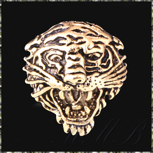 [BROOCH] Lapel Pin Tiger アンティーク ゴールド タイガー ヘッド 虎 (トラ) デザイン ブローチ ジャケット スーツ 襟 PINS 【送料無料】