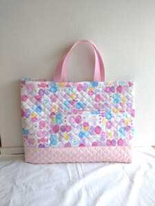 バタフライ柄×ピンク　レッスンバッグ　キルティング使用　女の子　絵本袋 　ハンドメイド 　