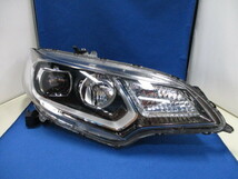 ホンダ　FIT/フィット　GK3/GK5　前期　右ライト/右ヘッドライト　LED　純正　STANLEY　W1948　【4】　655139_画像1