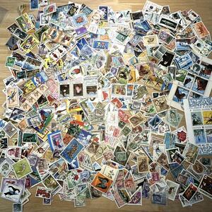  foreign stamp mostly used . large amount . summarize 