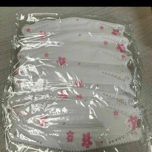 ４層マスク　 不織布　高密度　高品質　 立体マスク　１５枚　個包装