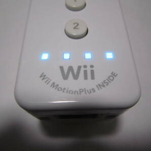 Wii リモコン モーションプラス シリコンカバー付 4個 白 黒 赤 ＋ ヌンチャク 赤 黒 ストラップ 動作確認済の画像6