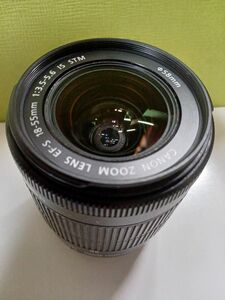 Canon EF-S18-55mm F3.5-5.6 IS STM(ほぼ新品)