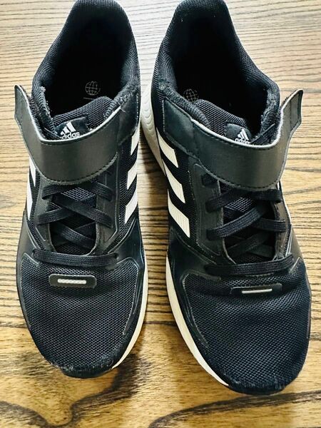 ♪ adidas♪ アディダス♪ スニーカー♪ ブラック♪キッズ♪ジュニア♪21.0