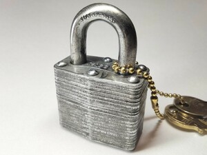 パドロック 南京錠 マスターロック 鍵 真鍮 鉄 MASTER LOCK ビンテージ アンティーク アメリカ 雑貨 USA ヴィンテージ キーホルダー 