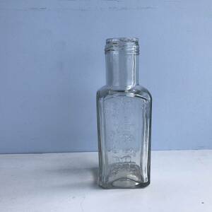  war front old glass bottle glass . bin ..en Boss character Shimonoseki name production peace glass bubble ............ bottle that time thing era thing old thing old tool 