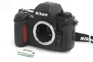 訳有品｜ニコン F100 ボディ CA01-A7911-3U1B-ψ Nikon フィルム カメラ Fマウント マグネシウムボディ 中古