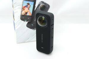 極美品｜Insta360 Insta360 X3 ブラック CA01-M1526-2O3 1/2型センサー インスタ 5.7K アクションカメラ 防水