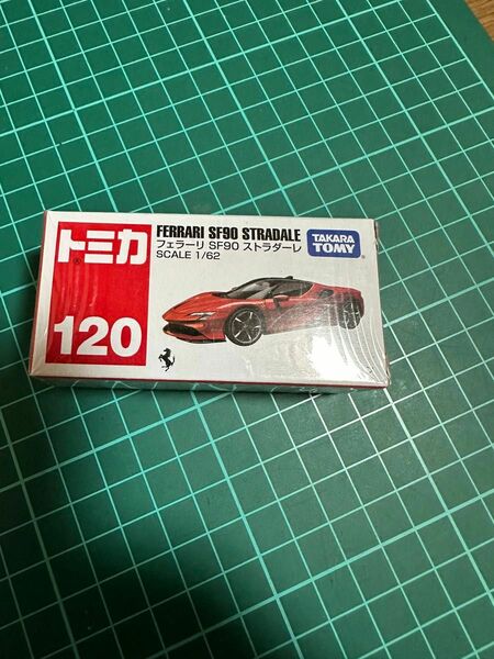 トミカ　フェラーリ　SF90 ストラダーレ