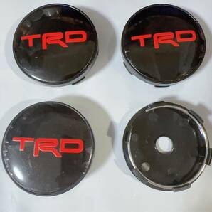 TRD ホイールセンターキャップ 60mm 赤黒