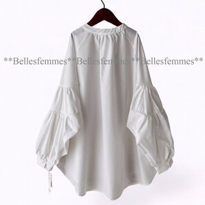 ★新品★*送料185円★*トレンド感のボリューム袖*バンドカラー*ポワン袖チュニックブラウス*★Belles*611オフホワイト*M～L*ジレのインナーの画像6