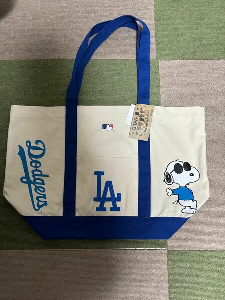 【限定品】SNOOPY×ドジャース　MLBコラボトートバッグ