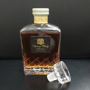 【未開栓】 サントリー ウイスキー インペリアル SUNTORY IMPERIAL 600ml 43% カガミクリスタル 箱無し