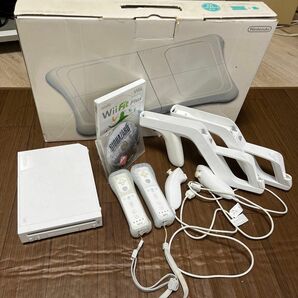 wii 本体　ソフト　バランスボード　セット 任天堂 Nintendo コントローラー ゲーム