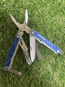 ACT#024 JUNK goods 1 jpy start LEATHERMAN SQUIRT PS4 Blue Leatherman multi tool tool knife plier 