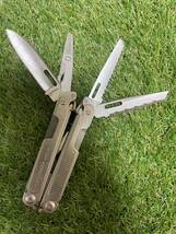 LEATHERMAN FREE P4 専用ナイロン製シース付　レザーマン　マルチツール　ツールナイフ マルチプライヤー_画像3