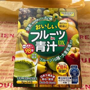 おいしいフルーツin青汁デラックス 酵素82種フルーツ16種 大麦若葉配合　24包