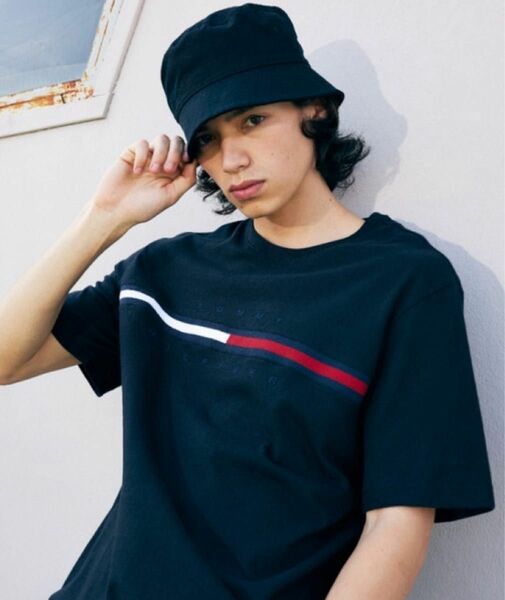 トミーヒルフィガーロゴTシャツ / TINO TEEユニセックス(男女兼用) ブラック サイズM 定価¥5,500
